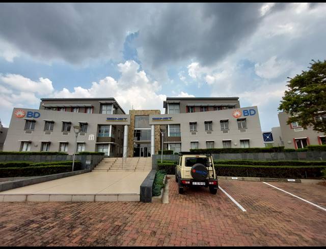 469M² OFFICE TO LET IN GREENSTONE HILL